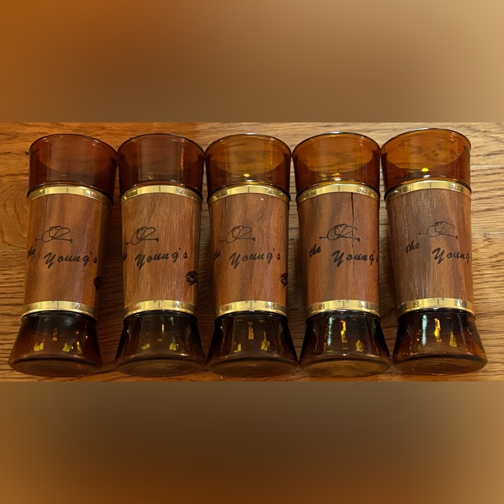SiestaWare Glasses Walnut Wrapped “The Young’s” Western Cowboy Hat & Wagon Wheel